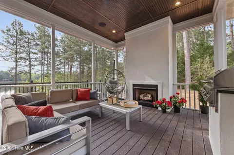 Exterior - 100 El Dorado St, Pinehurst, NC 28374 photo 5 of 16