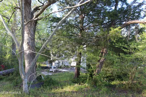 127 Lee St, Newport, NC 28570