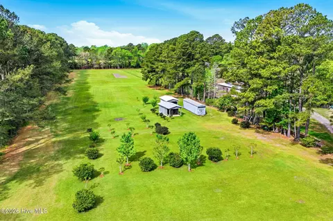 769 Midway Rd SE, Bolivia, NC 28422