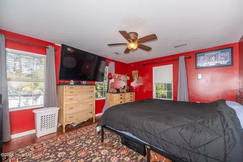 Bedroom - 131 Grandy Rd, Grandy, NC 27939 photo 6 of 10