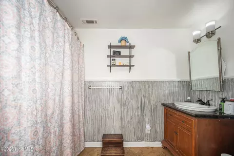 Bath - 131 Grandy Rd, Grandy, NC 27939 photo 1 of 2