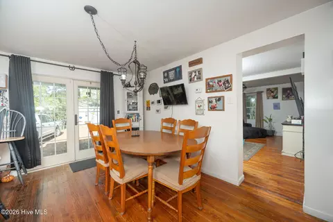 Dining - 131 Grandy Rd, Grandy, NC 27939 photo 2 of 2