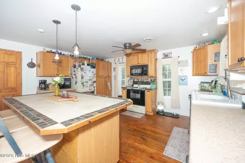 Kitchen - 131 Grandy Rd, Grandy, NC 27939 photo 1 of 5