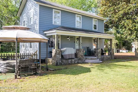 Exterior - 131 Grandy Rd, Grandy, NC 27939 photo 6 of 12