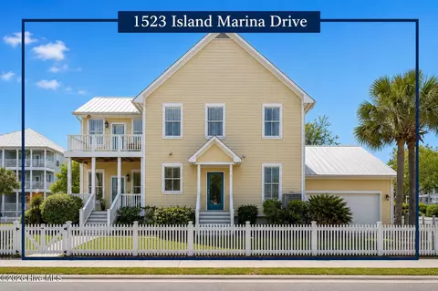 1523 Island Marina Dr, Carolina Beach, NC 28428