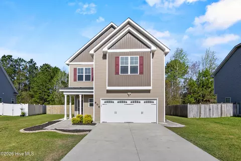 806 Tuscarora Trl, Jacksonville, NC 28546