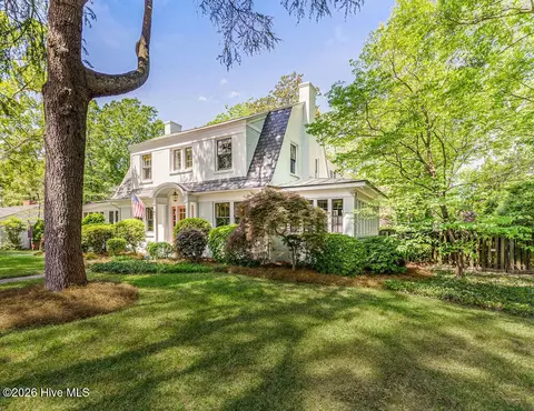 260 S Ashe St, Southern Pines, NC 28387