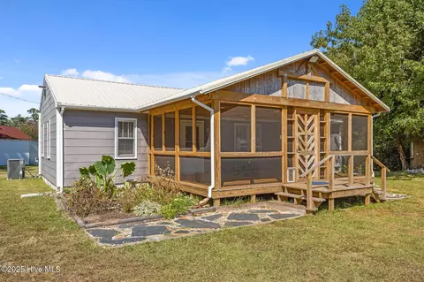 Exterior - 376 Shell Rd, Atlantic, NC 28511 photo 10 of 13