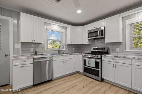 Kitchen - 376 Shell Rd, Atlantic, NC 28511 photo 1 of 4