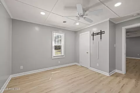 Bedroom - 376 Shell Rd, Atlantic, NC 28511 photo 1 of 5