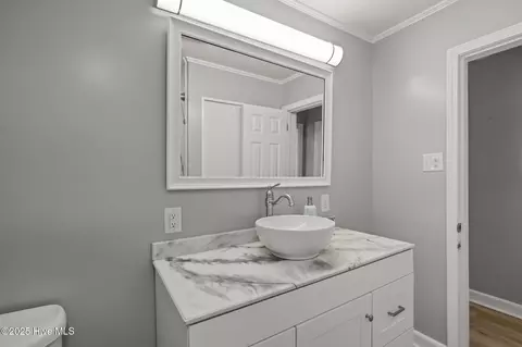 Bath - 376 Shell Rd, Atlantic, NC 28511 photo 3 of 4