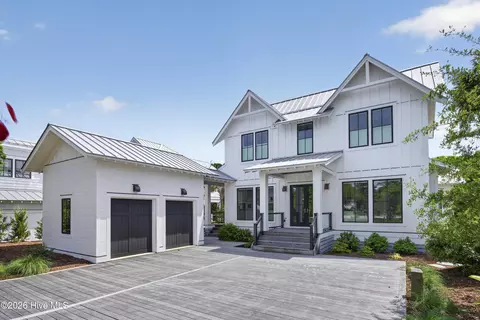 196 Portsmouth Way, Bald Head Island, NC 28461