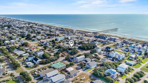 134 S Fourth Ave, Kure Beach, NC 28449