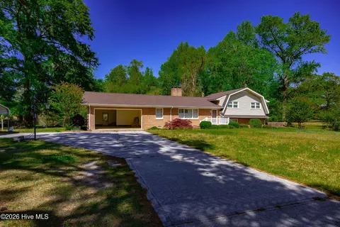 190 Halls Pond Rd, Rose Hill, NC 28458