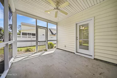 Exterior - 102 Phoebee Ct, Hampstead, NC 28443 photo 6 of 9