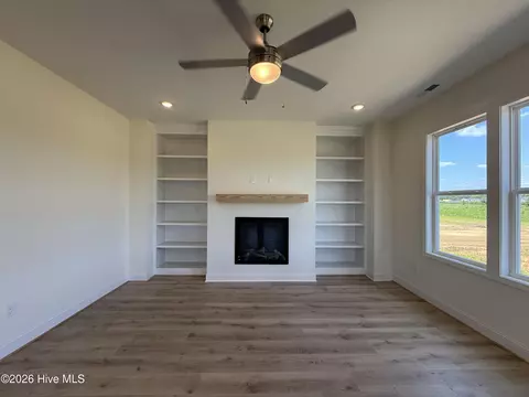 Living - 145 Longfield Ct, Dunn, NC 28334 photo 3 of 3