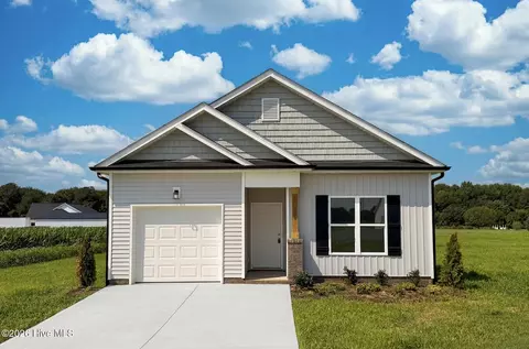 156 Longfield Ct, Dunn, NC 28334