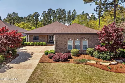 6201 Motts Village Rd, Wilmington, NC 28412