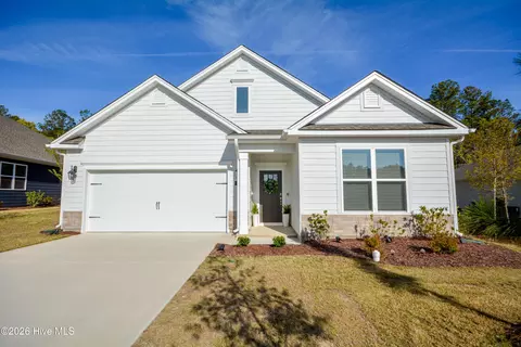 568 Banbury Ln, Pinehurst, NC 28374