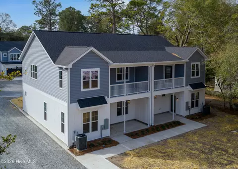 4926 Oleander Dr UNIT B, Wilmington, NC 28403