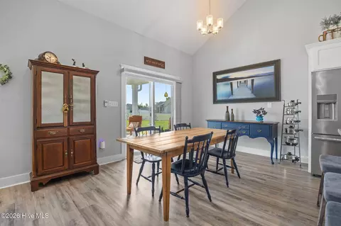 Dining - 231 Eureka Ave, Washington, NC 27889 photo 1 of 1