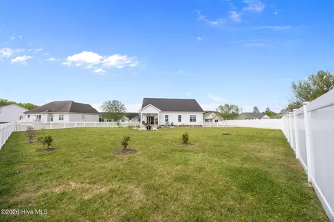 Exterior - 231 Eureka Ave, Washington, NC 27889 photo 7 of 11