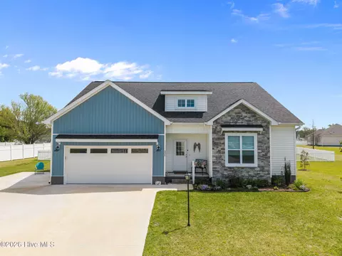 Exterior - 231 Eureka Ave, Washington, NC 27889 photo 2 of 11