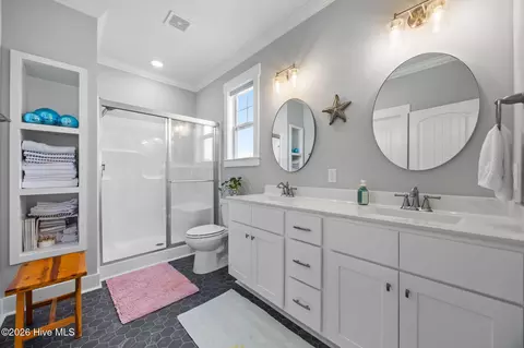 Bath - 231 Eureka Ave, Washington, NC 27889 photo 1 of 7