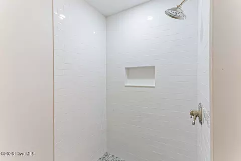 Bath - 48 Glasgow Dr, Pinehurst, NC 28374 photo 6 of 8