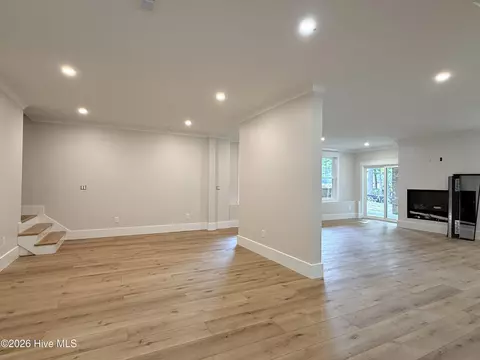 Living - 48 Glasgow Dr, Pinehurst, NC 28374 photo 7 of 9