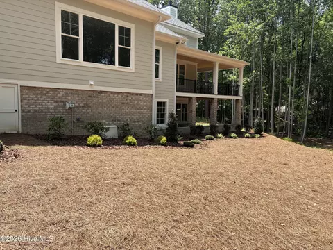Exterior - 48 Glasgow Dr, Pinehurst, NC 28374 photo 3 of 6