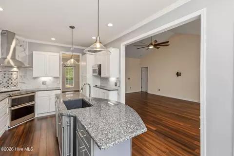 Kitchen - 9 Riviera Dr, Pinehurst, NC 28374 photo 2 of 4