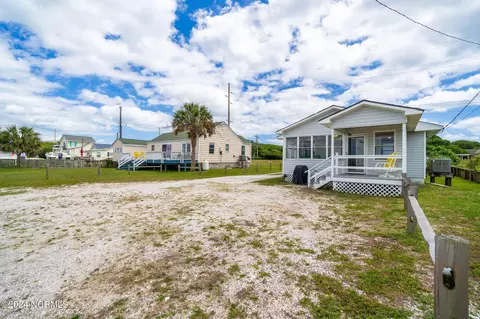 Exterior - 1096 Salter Path Rd, Atlantic Beach, NC 28512 photo 3 of 6