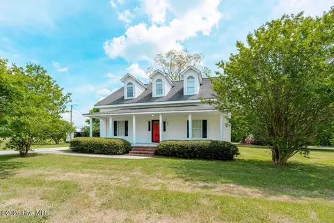 2881 Honey Hill Rd, Hallsboro, NC 28442
