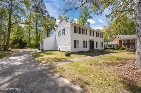 1802 Marshburn Cir, Kinston, NC 28504