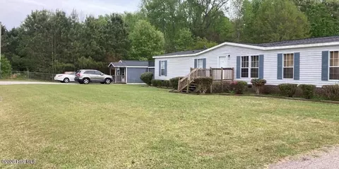 7161 Windy Ct E, Bailey, NC 27807
