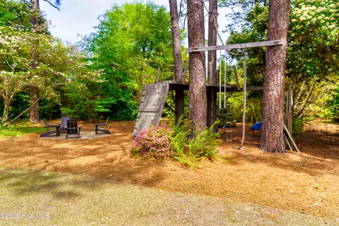 Exterior - 30 Dalrymple Rd, Pinehurst, NC 28374 photo 5 of 12