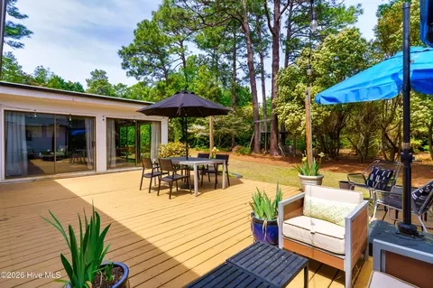 Exterior - 30 Dalrymple Rd, Pinehurst, NC 28374 photo 2 of 12