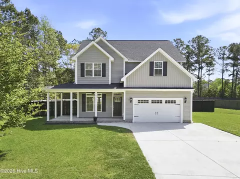 516 Carriage Ln, Jacksonville, NC 28540