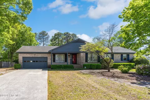 913 Robert E Lee Dr, Wilmington, NC 28412