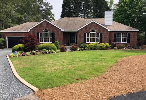 8 Canter Pl, Pinehurst, NC 28374