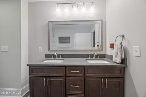 Bath - 1513 Bayview Rd, Bath, NC 27808 photo 3 of 6