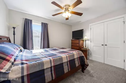 Bedroom - 1513 Bayview Rd, Bath, NC 27808 photo 4 of 7