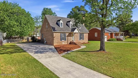 3701 Cornwallis Rd, Kinston, NC 28504