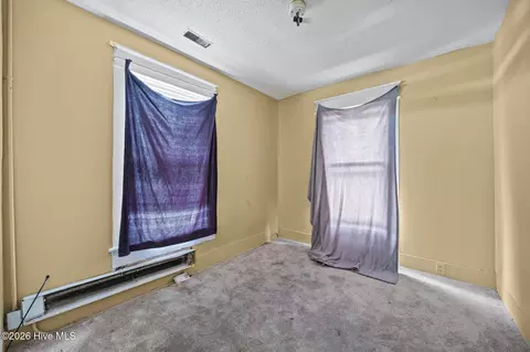 Bedroom - 1400 Chestnut St, Greenville, NC 27834 photo 3 of 5