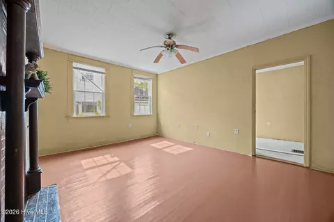 Living - 1400 Chestnut St, Greenville, NC 27834 photo 4 of 8