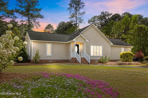 107 Northwood Rd, Washington, NC 27889