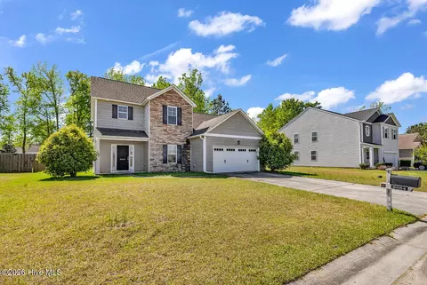 8064 W Highcroft Dr NE, Leland, NC 28451