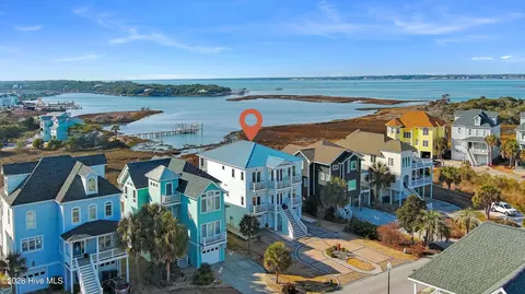 109 Coral Bay Ct, Atlantic Beach, NC 28512