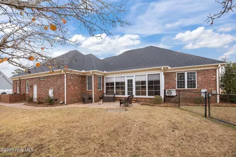 1427 Canter Way, Ayden, NC 28513